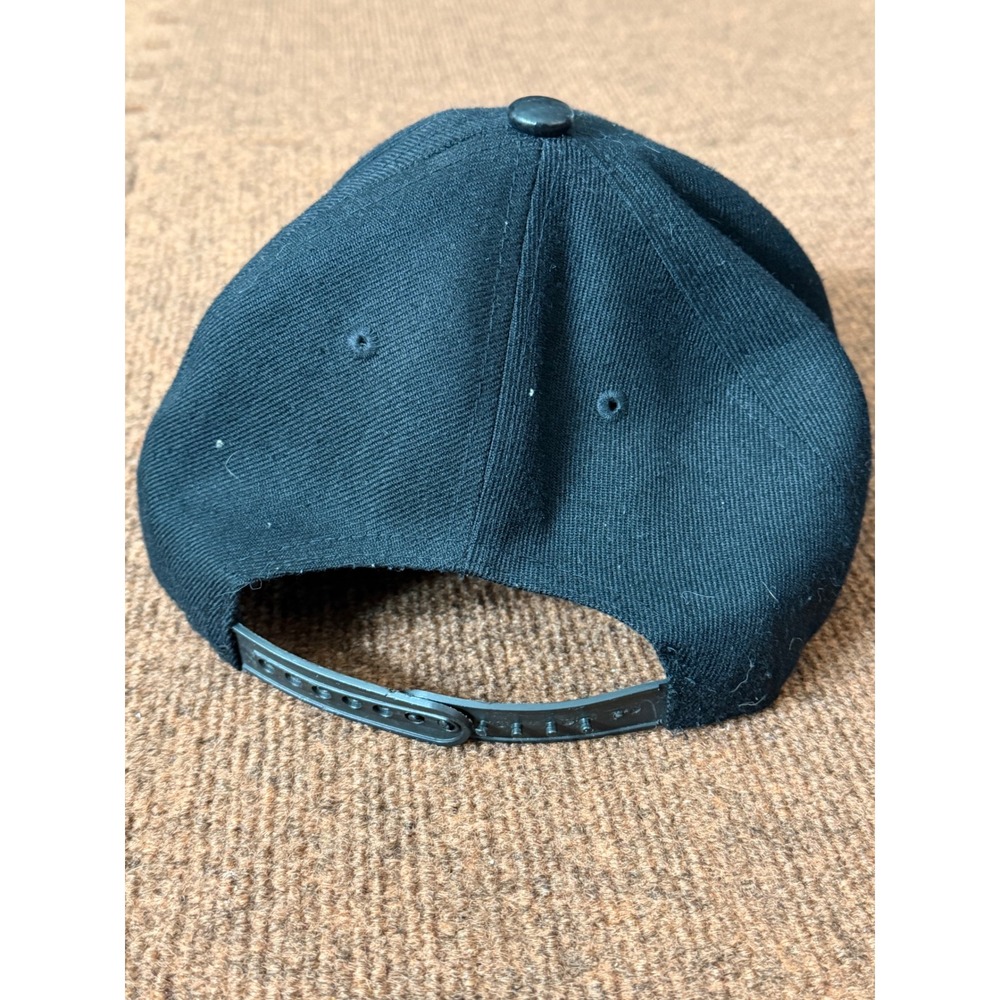 Assassins Creed Odyssey Black Snapback Hat Spartan Logo Carbon Fiber Brim Cap - Picture 3 of 10